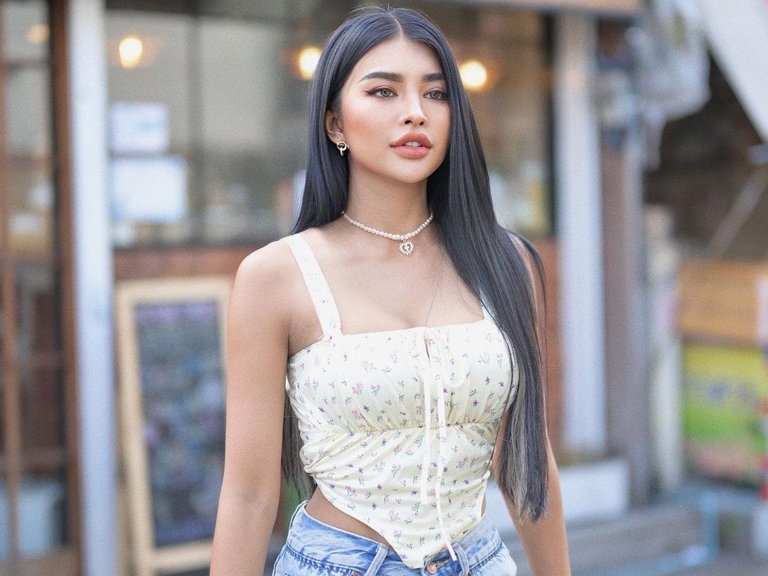 beautiful Thailand girl for marriage