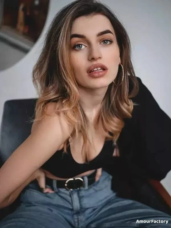 Polina, 20